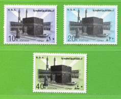 REF096 > ARABIE SAOUDITE < Yvert N° 453 + 454 + 456 * > Neuf Dos Visible -- MH * - Mosquée Sainte Ka'ba - Arabie Saoudite