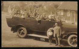 AK Ausflügler Im Harzer Rundfahrtbus  - Buses & Coaches