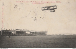 B4- GRANDE SEMAINE D AVIATION DE CHAMPAGNE ( AOUT 1909 ) PAULHAN EN PLEIN VOL - ( EDITEUR BLANCHART , REIMS -  2 SCANS) - Demonstraties