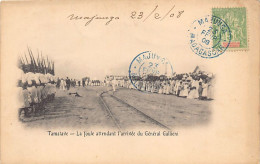 Madagascar - TAMATAVE - La Foule Attendant L'arrivée Du Général Gallieni - Ed. Inconnu  - Madagascar