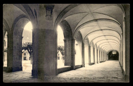 71 - CLUNY - ECOLE NATIONALE DES ARTS ET METIERS - LE CLOITRE - Cluny