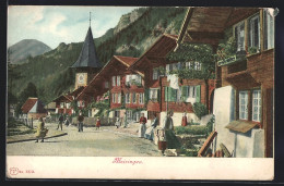 AK Meiringen, Strassenpartie Mit Holzhäusern Und Anwohnern  - Meiringen