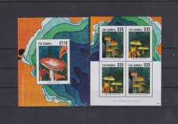 Gambia - 2013 - Mushrooms - Yv 5348/49 + Bf 808 - Champignons