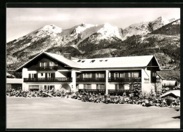 AK Wallgau B. Garmisch-Partenkirchen, Hotel Garni Und Pension Wallgauer-Hof Gegen Die Berge Im Winter  - Garmisch-Partenkirchen