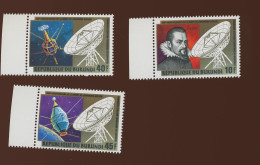 1981. Kepler. Telecom. Cob 876/878. Sc 586/588. Y&T.          Mint NH - Ungebraucht