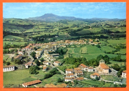 64 ESPELETTE Vue Générale Aérienne Village Au Fond Rhune Pays Basque CIM Carte Vierge TBE - Espelette