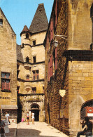 24-SARLAT-N°2782-A/0377 - Sarlat La Caneda