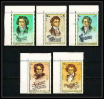 399a - Fujeira MNH ** Mi N° 732 / 736 A Musique (music) Ludwig Van Beethoven Composer Coin De Feuille - Fujeira