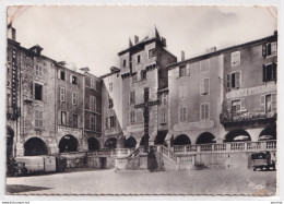 Y9-12) VILLEFRANCHE DE ROUERGUE (AVEYRON)  PLACE NOTRE DAME  - 1961 -  ( 2 SCANS ) - Villefranche De Rouergue