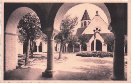 Knokke Zoute - Knocke -  Préau De L'église - Knokke