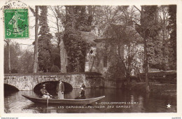 77 COULOMMIERS LES CAPUCINS PAVILLON DES GARDES ANIMEE BARQUE - Coulommiers