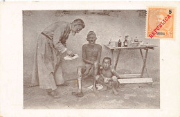 Angola - BAILUNDO - Catholic Mission - Father P. Goepp And A Sick Native - Publ. Missoes De Angola E Congo  - Angola