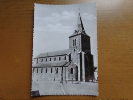 Bièvre, L'église --> Onbeschreven - Bièvre