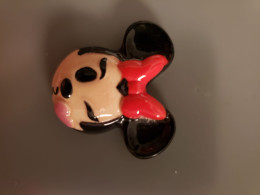 MINNIE AVEC COEUR MASQUE - EMOJI DISNEY -  FEVE BRILLANTE - Disney