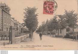 V9-22) ETABLES - AVENUE VICTORIA  - ( ANIMEE - HABITANTS - PROMENEURS ) - Etables-sur-Mer