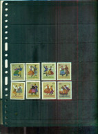 POLOGNE COSTUMES 69 8  VAL NEUFS A PARTIR DE 0.75 EUROS - Unused Stamps