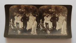 Vue Stéréoscopique 1902 Mariage "Vive La Mariée!" Wedding "To The Health Of The Bride" Stereoview - Stereoscoopen