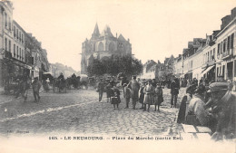 27-LE NEUBOURG-Place Du Marche-N 6004-D/0275 - Le Neubourg