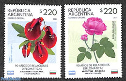 Argentina 2021 Flowers 2v, Joint Issue Bulgaria, Mint NH, Nature - Various - Flowers & Plants - Roses - Joint Issues - Nuovi