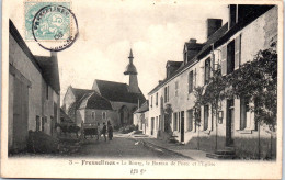 26 FRESSELINES - Le Bourg, Le Bureau De Poste Et Eglise. - Autres & Non Classés