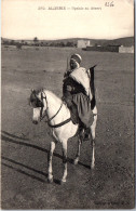 ALGERIE - Un Spahis Au Desert. - Scenes