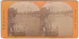 P-24-Bi-GF-05 : VUES STEREOSCOPIQUES 9 CM X 18 CM. PARIS BORDS DE SEINE BATEAU-LAVOIR ? BAINS ? - Photos Stéréoscopiques