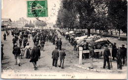 28 CHARTRES - Le Marche Aux Chevaux. - Chartres