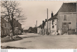 K8- 18) VIGNOUX SOUS LES AIX (CHER)  ROUTE DE BOURGES  - (2 SCANS) - Other & Unclassified