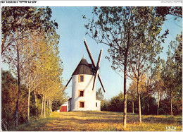 AKPP3-0205-MOULIN - BOCAGE VENDEEN - VIEUX MOULIN  - Windmills