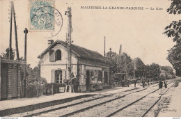 R7-10) MAIZIERES LA GRANDE PAROISSE (AUBE) LA  GARE  - (ANIMEE - ATTELAGE) - Sonstige & Ohne Zuordnung