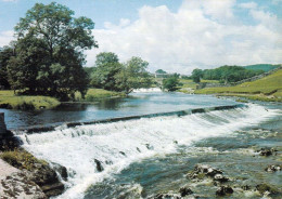 1 AK England * The Weir Above Linton Falls - Wharfedale - Yorkshire * - Autres & Non Classés