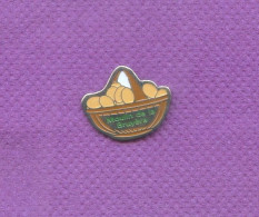 Rare Petit Pins Moulin De La Bruyere Panier D'Oeufs K658 - Cities