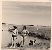 Vintage Foto Junge Frauen Urlaub Am See - Pin-up