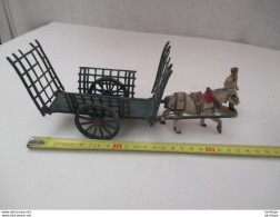 Attelage Charette En Plomb Conducteur En Alu 24 Cm  Jouet Début 20 Em - Toy Memorabilia