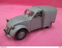 Miniature   Voiture   -1/43em - NOREV -  CITROEN 2 CV CAMIONNETTE  A U - Norev