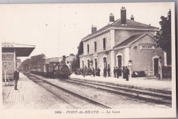 PONT DE BRAYES (72) Train Entrant En Gare - Autres & Non Classés