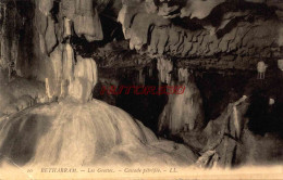 CPA BETHARRAM - LES GROTTES - CASCADE PETRIFIEE - Lestelle-Bétharram