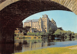 72-SOLESMES-L ABBAYE-N2850-A/0165 - Solesmes