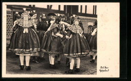 AK Schwälmer Brautjungfern In Feststaat, Hessische Tracht  - Costumes