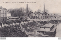 O12-51) EPERNAY (MARNE) SORTIE DES ATELIERS DE LA COMPAGNIE DE L ' EST  - ( 2 SCANS ) - Epernay