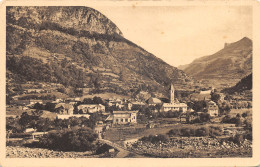 04-COLMARS LES ALPES-ENTREE DU VILLAGE-N T6017-E/0335 - Sonstige & Ohne Zuordnung