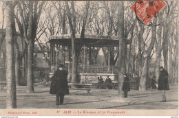 O4-81)  ALBI - LE KIOSQUE ET LA PROMENADE - (ANIMEE - HABITANTS) - Albi