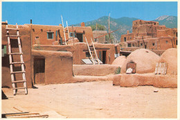 USA NM NEW MEXICO TAOS PUEBLO IN THE PUEBLO PROPER - Andere & Zonder Classificatie