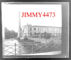 Une Vieille Usine, Ville à Identifier - Plaque De Verre - Taille 44 X 53 - Scans Positif - Négatif - Glasdias