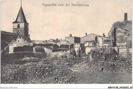 AKRP2-0162-55 - VIGNEULLES - Nach Der Beschiessung - Deux Hommes En Uniformes - Vigneulles Les Hattonchatel