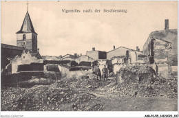 AKRP2-0160-55 - VIGNEULLES - Nach Der Beschiessung - Deux Hommes En Uniformes - Vigneulles Les Hattonchatel