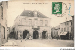 AKTP6-0549-54 - VEZELISE - Place De L'hotel De Ville  - Vezelise