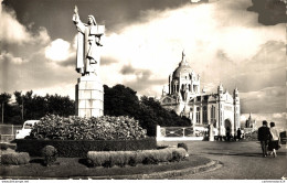 NÂ° 5631 Z -cpsm Lisieux -la Statue De Sainte ThÃ©rÃ¨se- - Lisieux