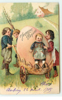 N°16494 - Carte Gaufrée - Joyeuses Pâques - Enfants Transportant Un Oeuf - Ostern