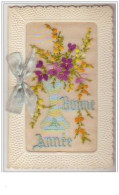 N°3201 - Carte Brodee - Bonne Annee - Bouquet De Violettes Et De Mimosas - Embroidered